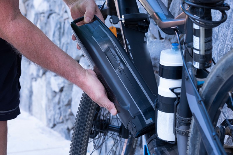 Electronic components from ETTINGER are used in electromobility.